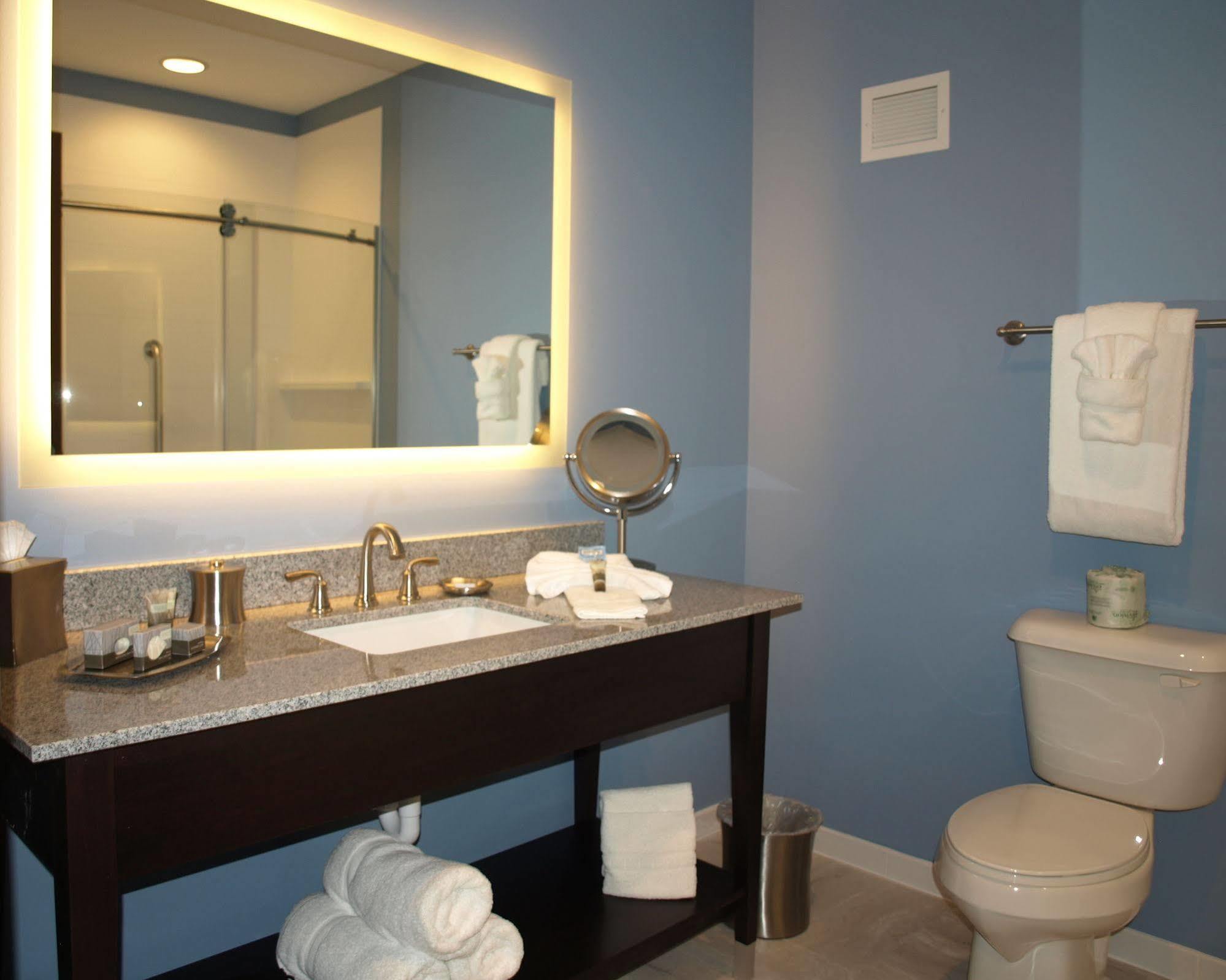 Hotel At Batavia Downs Esterno foto
